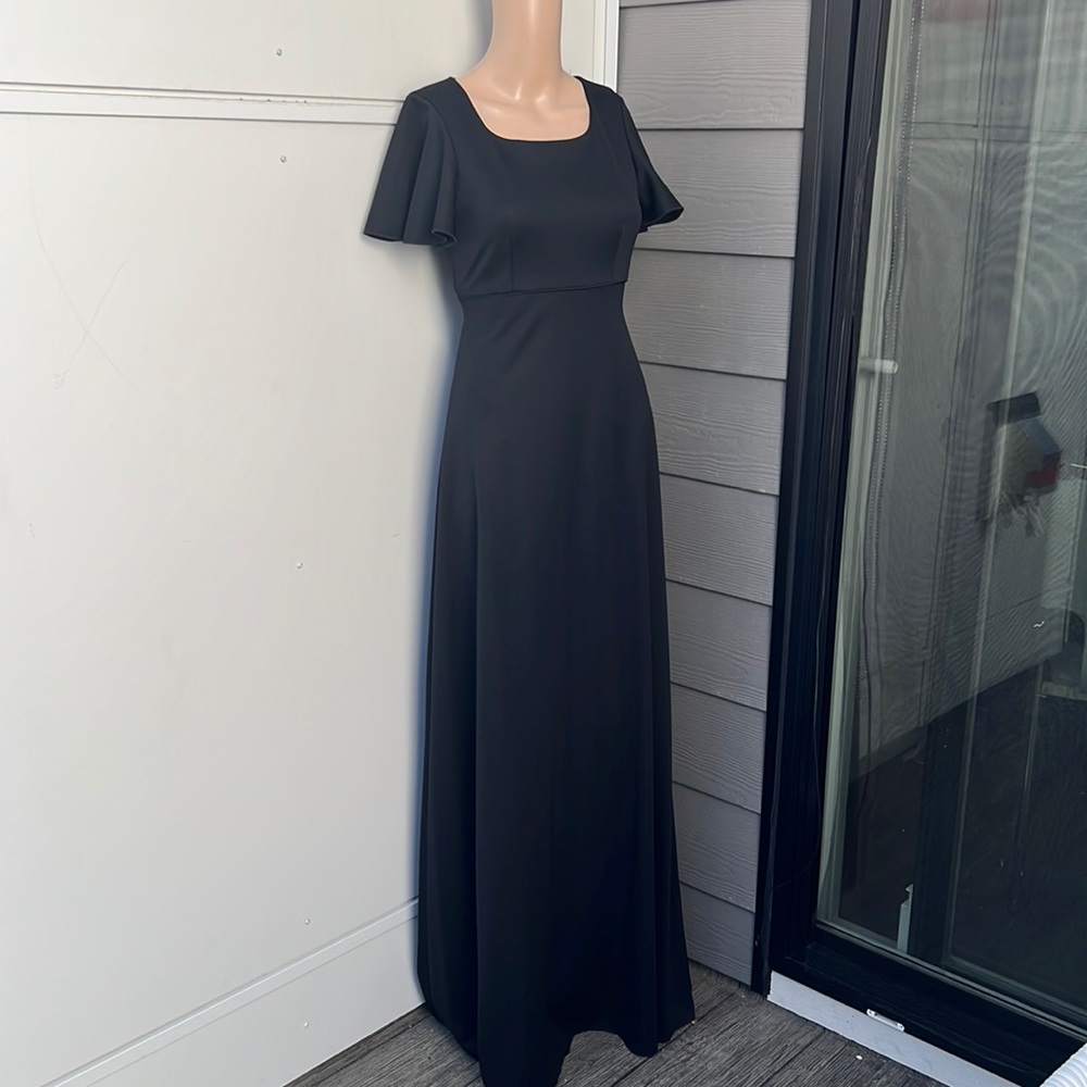Beautiful black maxi dress size small